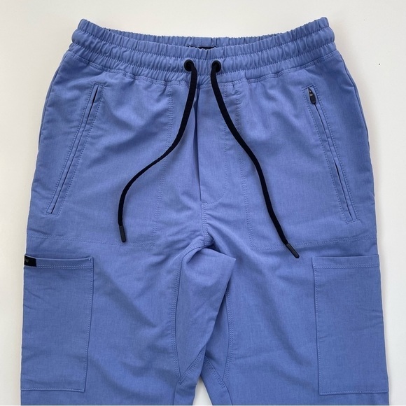 JAANUU Men's Light Blue STRAIGHT LEG UTILITY CARGO SCRUB PANT Size XS NWOT - Picture 3 of 9